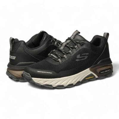 Skechers | Max Protect - Fast Track - Image 1