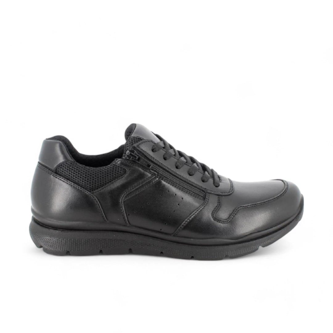551590-Black