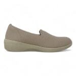 Skechers | Arya - Clear Skies — Крем — обувки